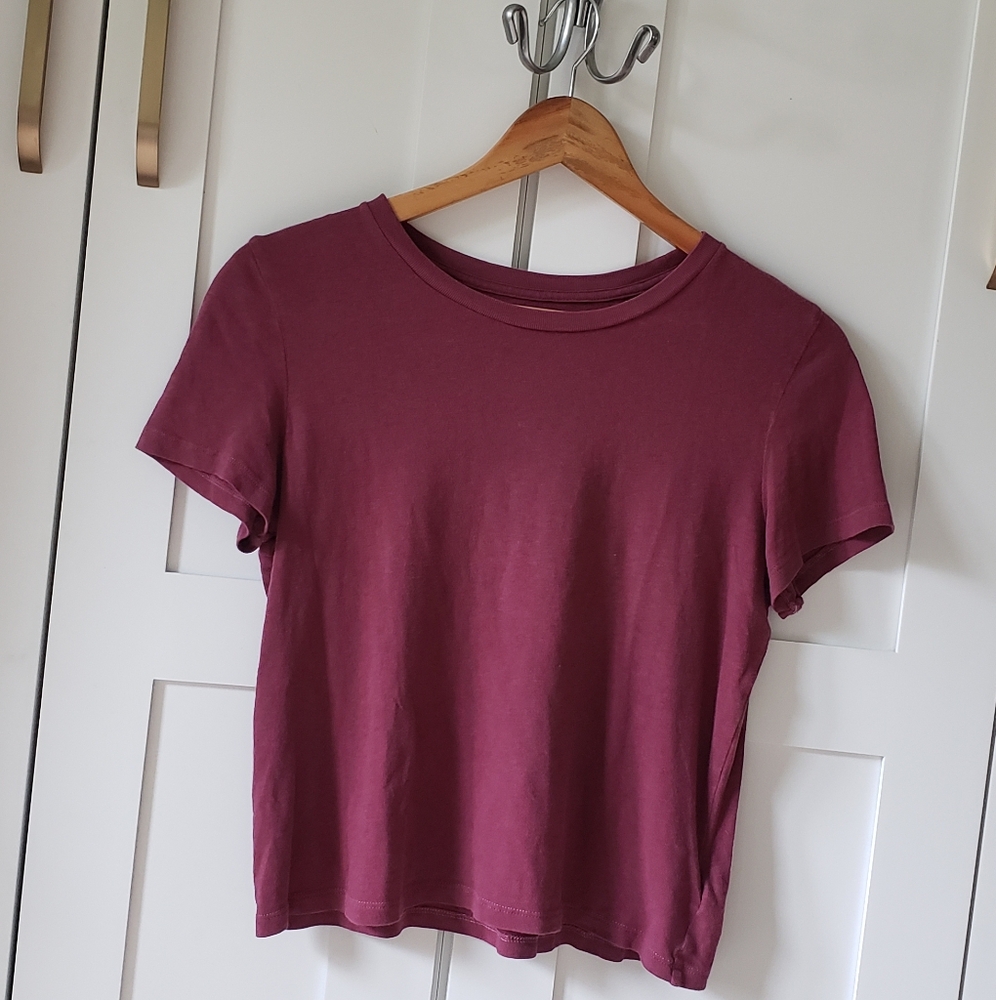 Gap T Shirt Womens XS Damson Pink Shrunken Fit Solid Basic Essential Baby Tee